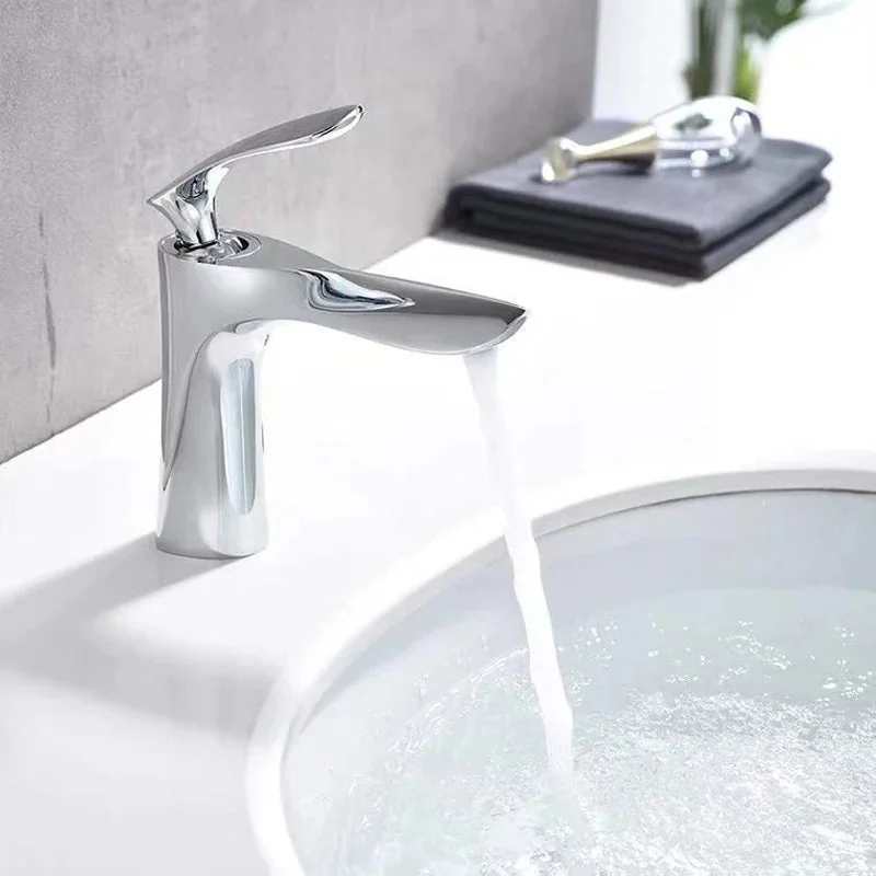 Torneira Monocomando de Metal para Banheiro e Lavabo - Design Luxo